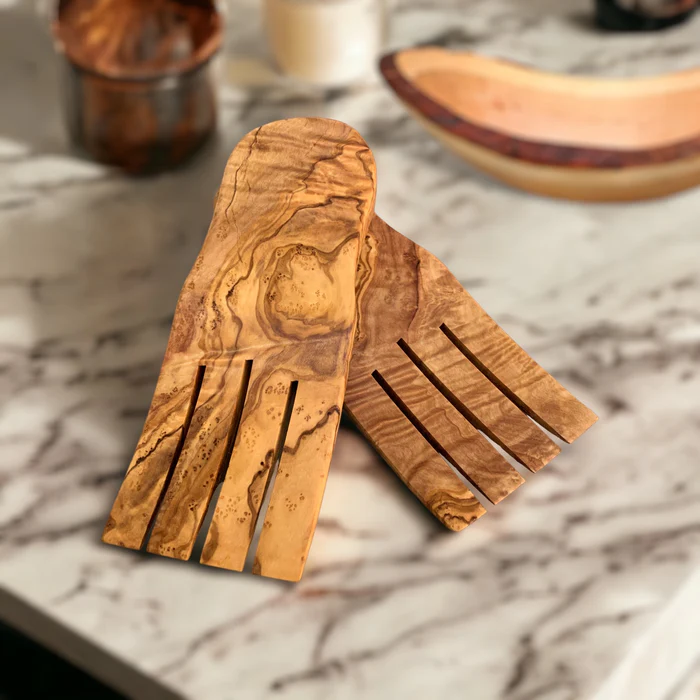wooden-salad-hands3